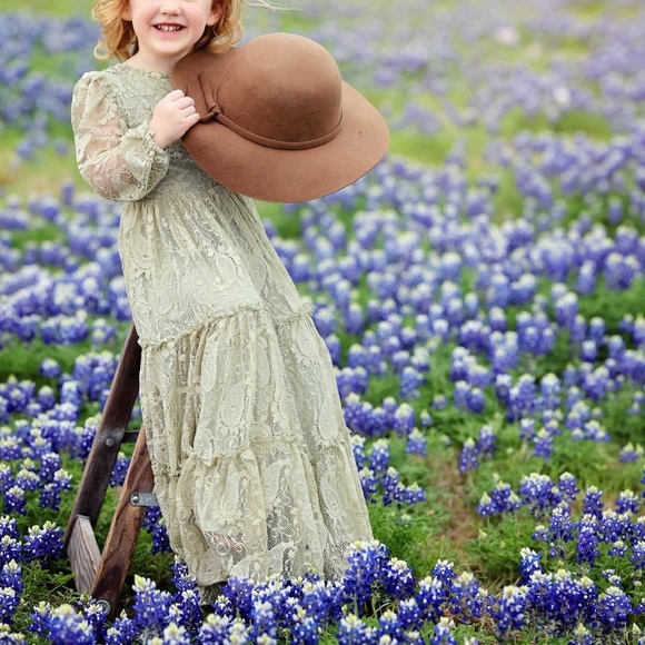 2T matching Mommy & Me sage green boho lace dress - Picture 2 of 3